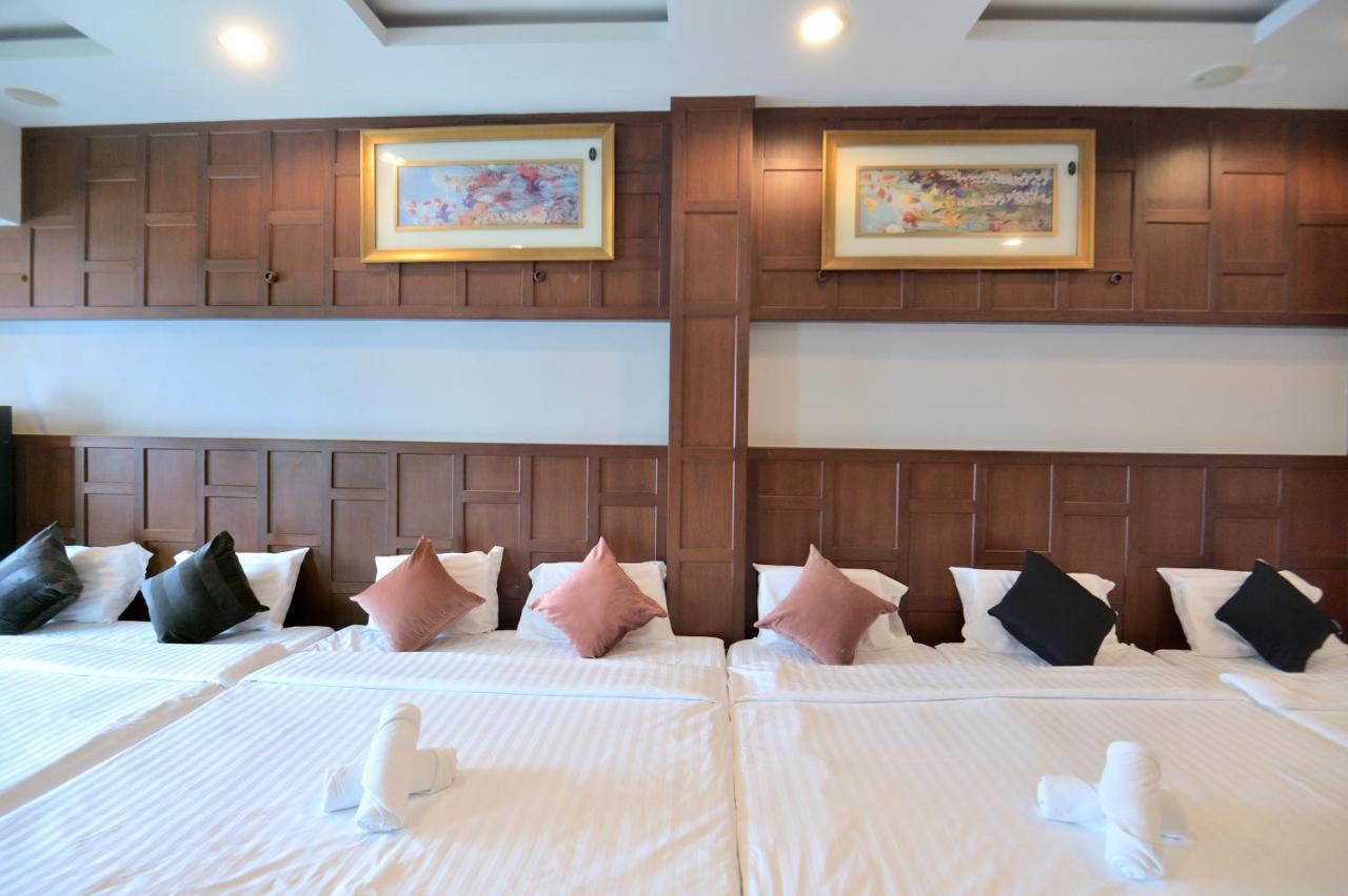 De Lux Bangkok Hotel Bagian luar foto