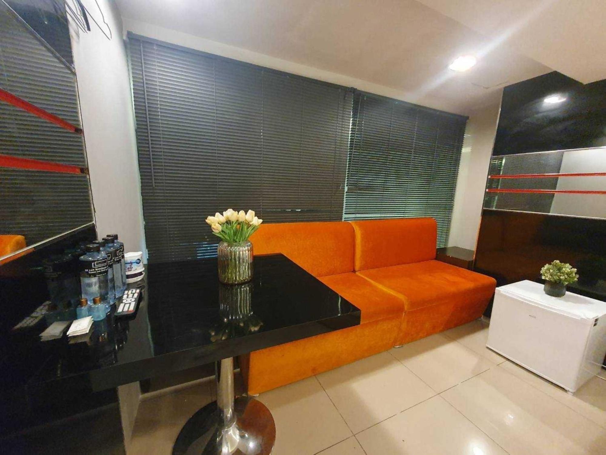 De Lux Bangkok Hotel Bagian luar foto
